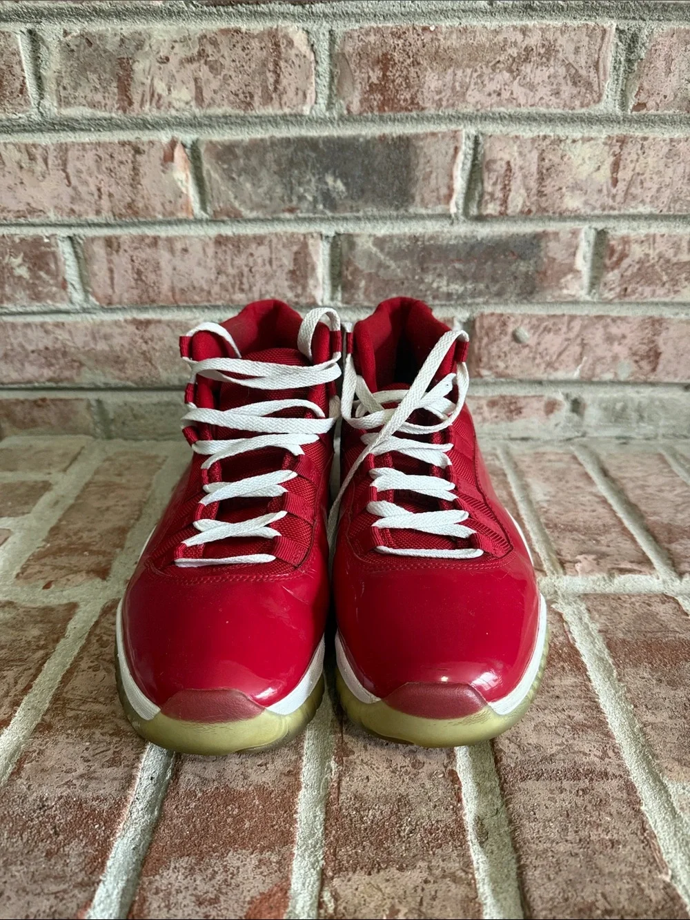 Mens Jordan 11 retro “win like 96” red December 2017 size 9.5